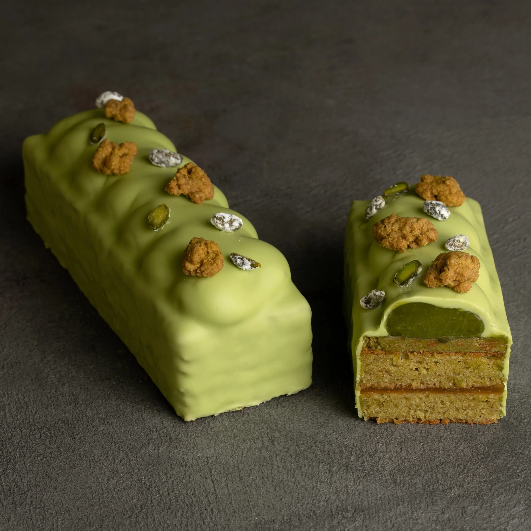 Antep Finger Travel Cake by Karim Bourgi Video Class - Image 2