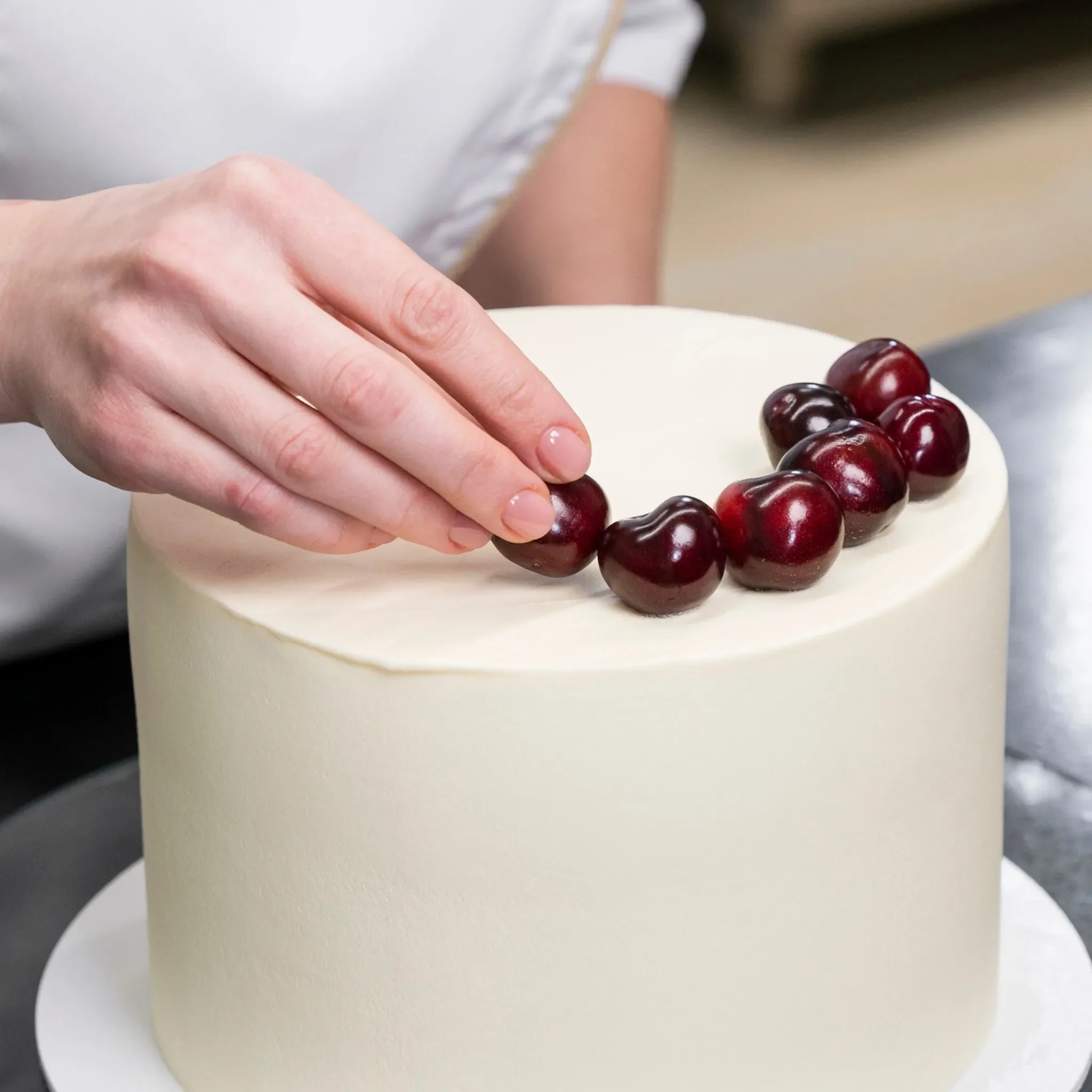 Cherry Velvet Vertical Honey Cake by Marusya Manko Video Class - Image 4
