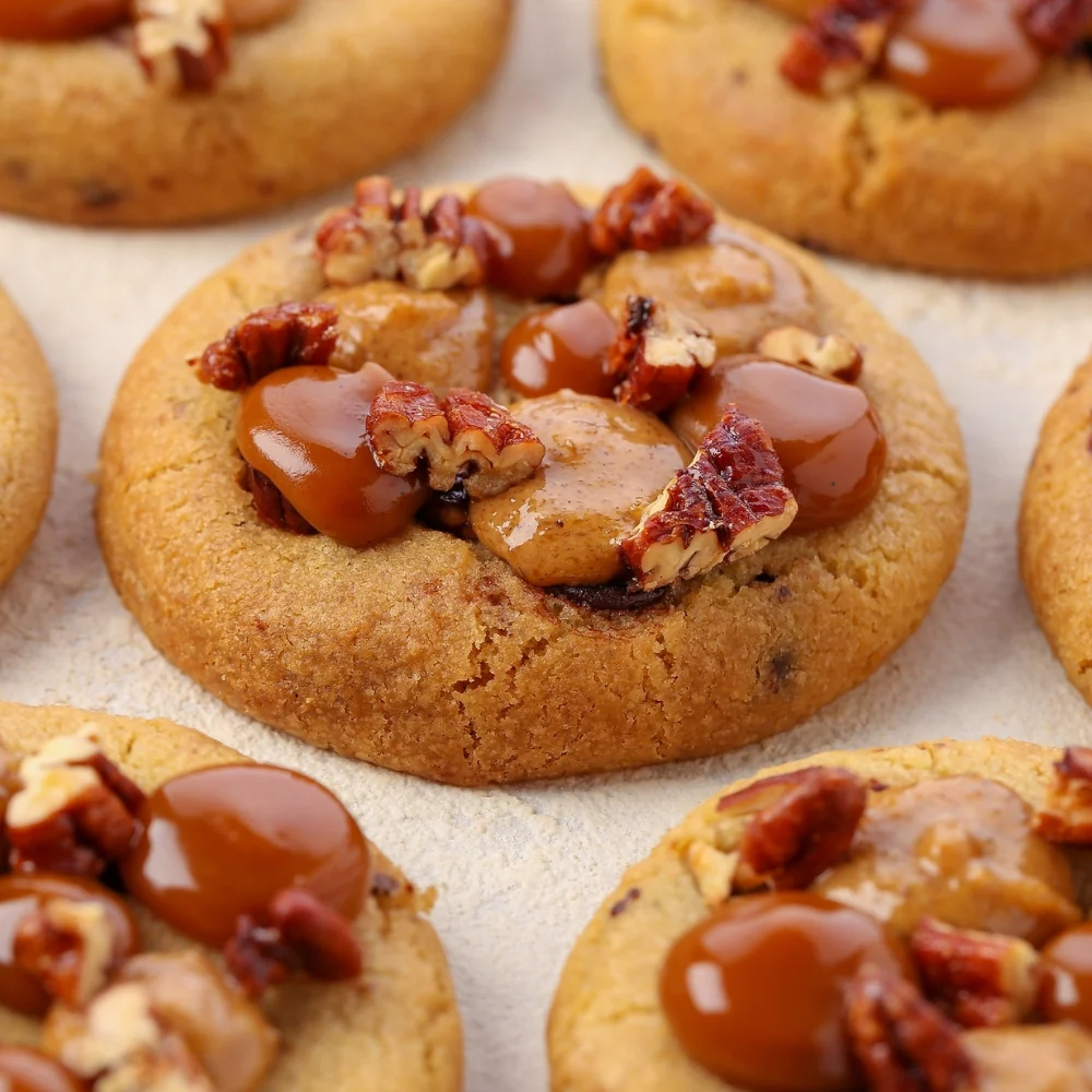 Chewy Chocolate Chip Cookies by Oleksandr Trofimenkov Video Class - Image 5