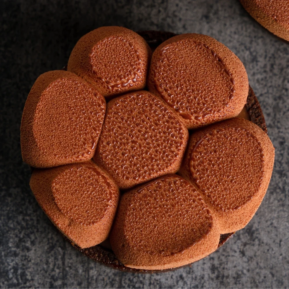 Chocolate and Caramel Tart by Antonio Bachour Video Class - Image 5