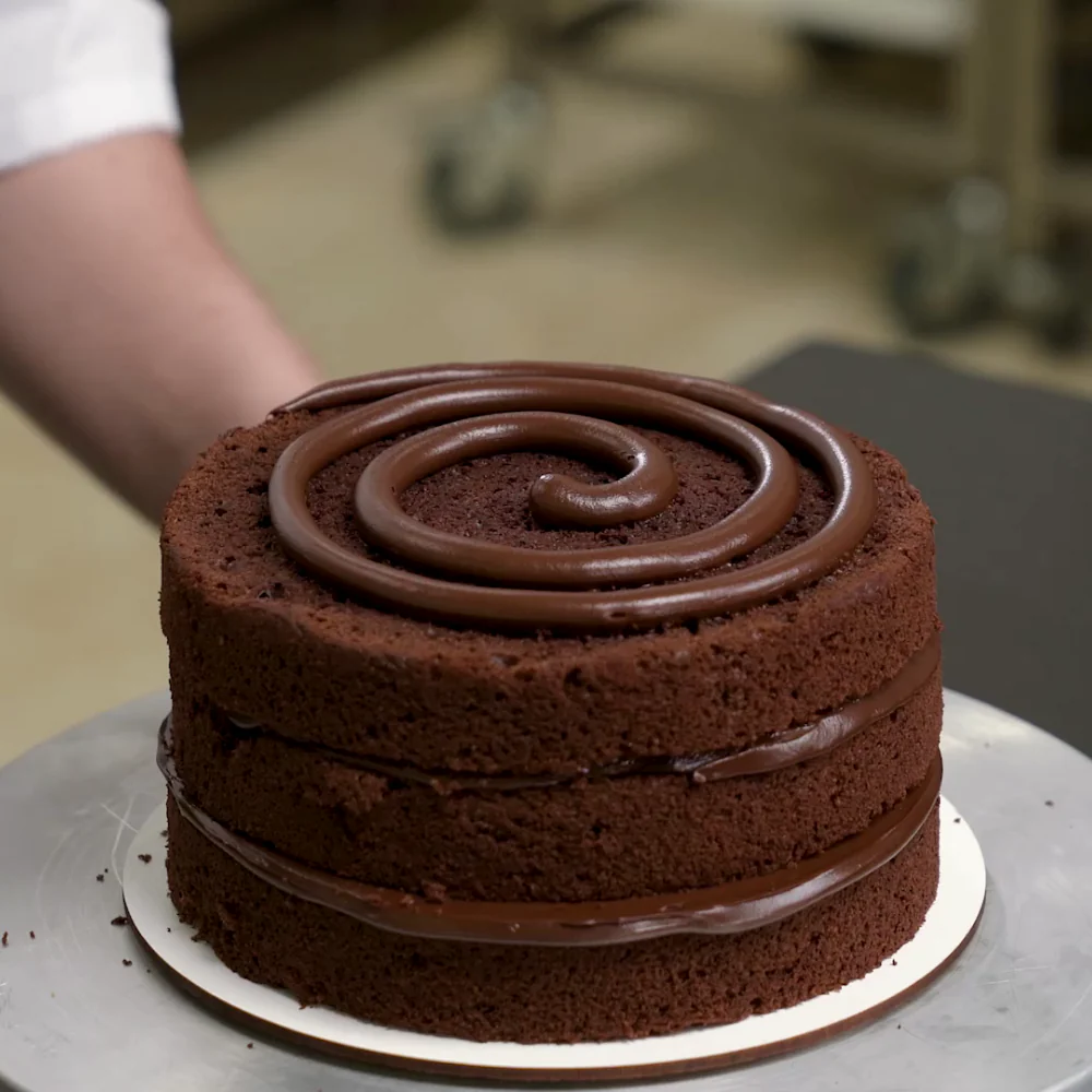 Chocolate Sponge Cake by Oleksandr Trofimenkov Video Class - Image 4