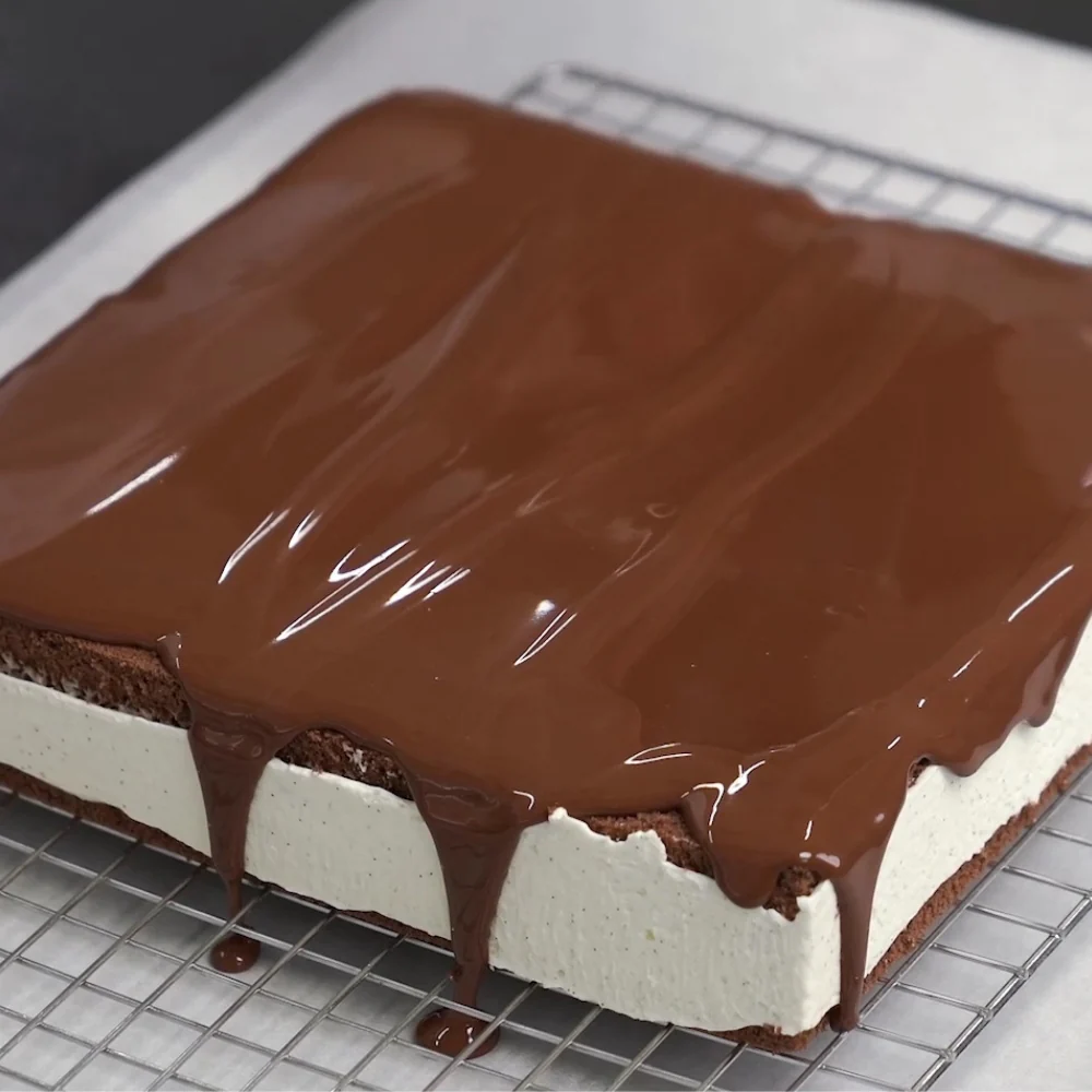 Individual Chocolate Cake by Oleksandr Trofimenkov Video Class - Image 4