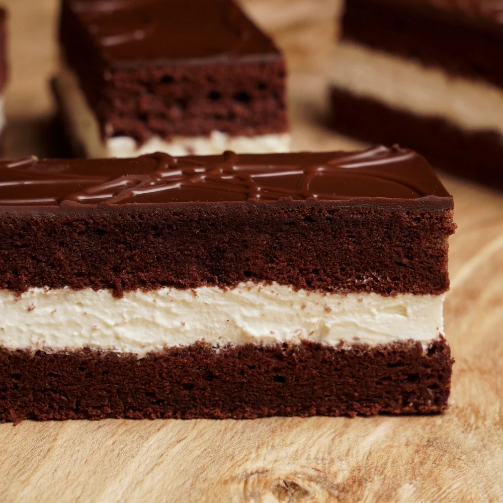 Individual Chocolate Cake by Oleksandr Trofimenkov Video Class - Image 5