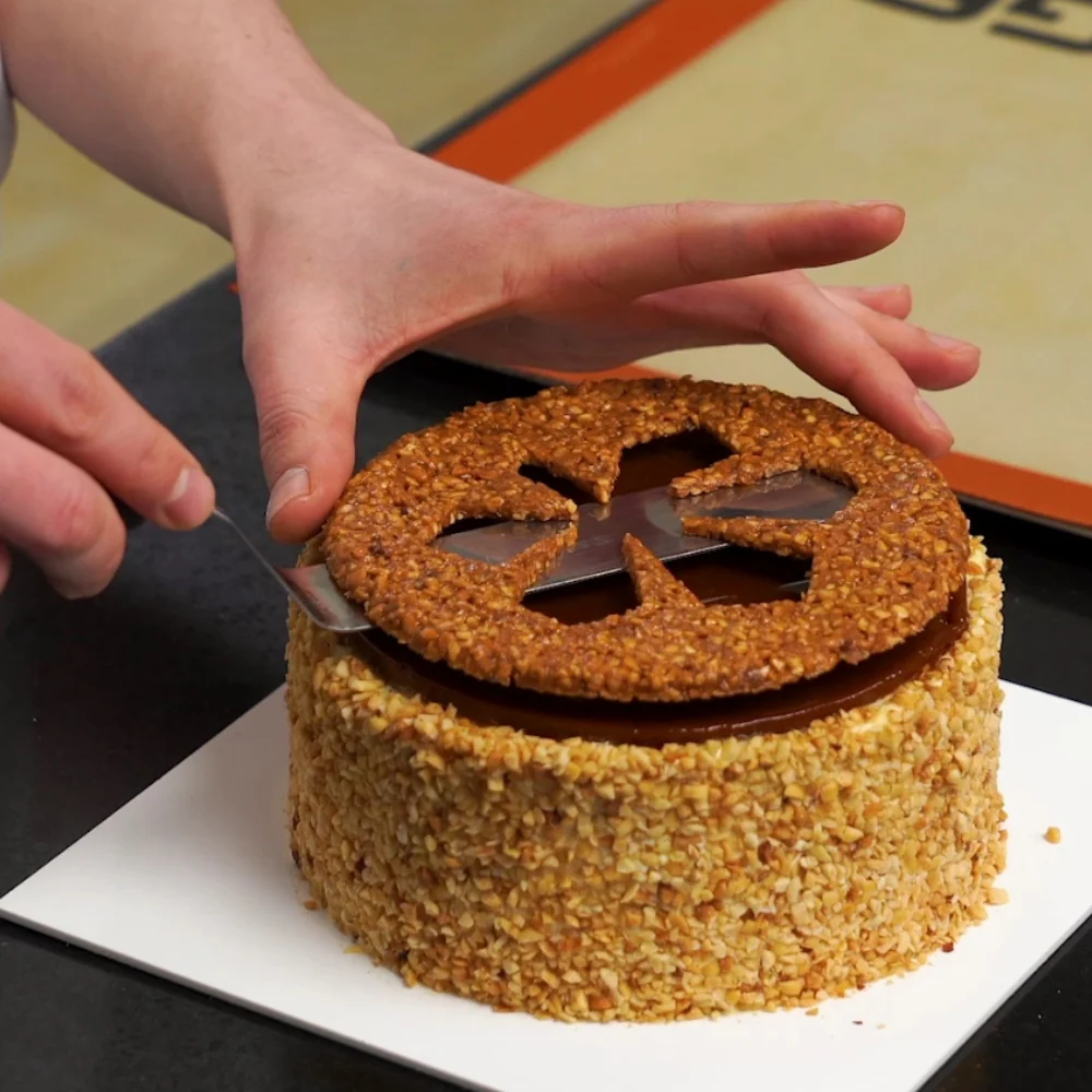 Kyiv Cake by Oleksandr Trofimenkov Video Class - Image 4