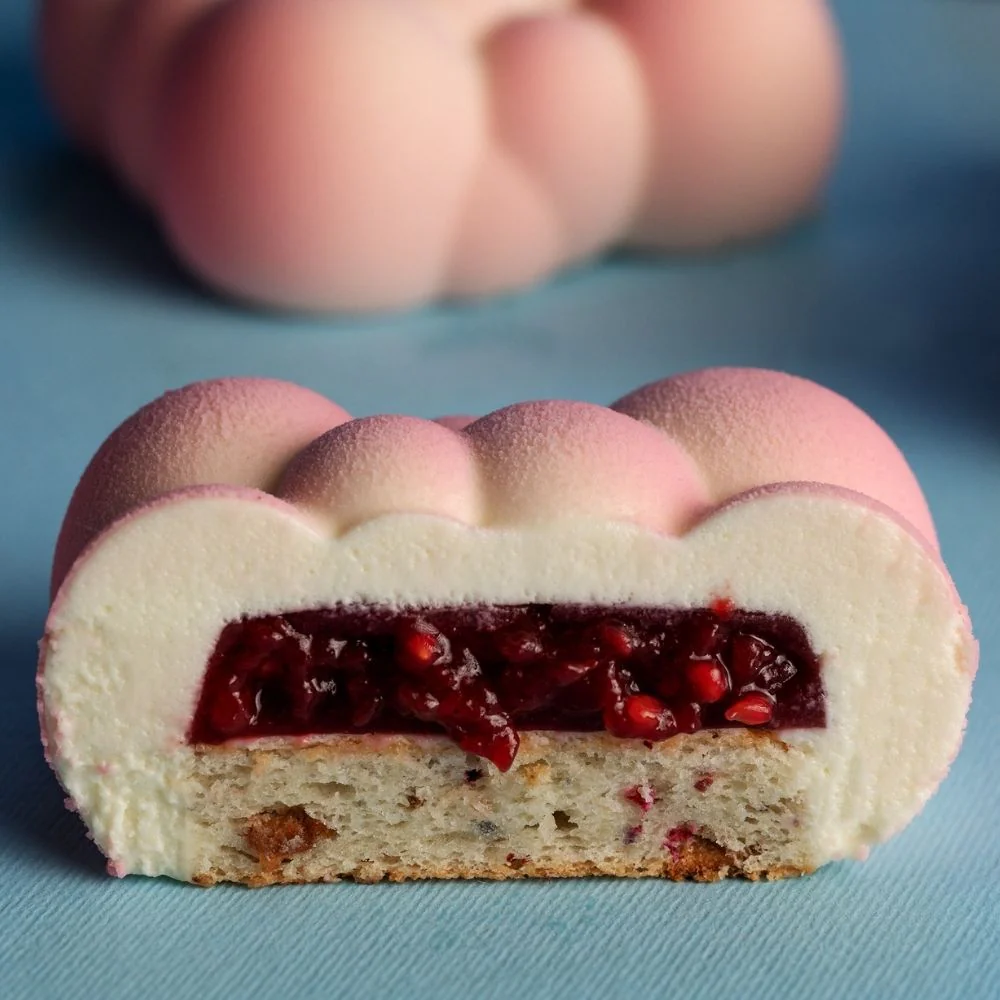 Mini Cloud Cake by Dinara Kasko Video Class - Image 2