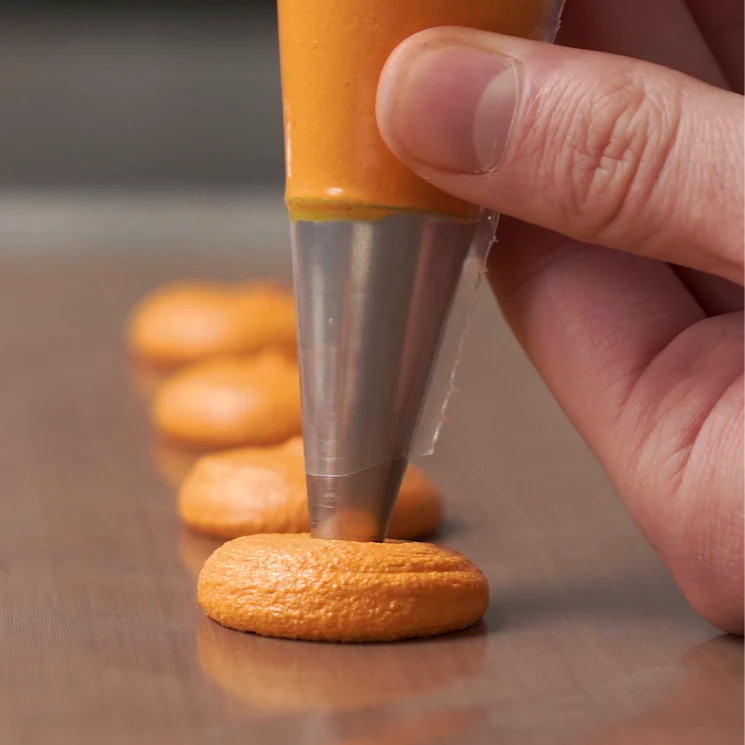 Peach Macaron by Oleksandr Trofimenkov Video Class - Image 4