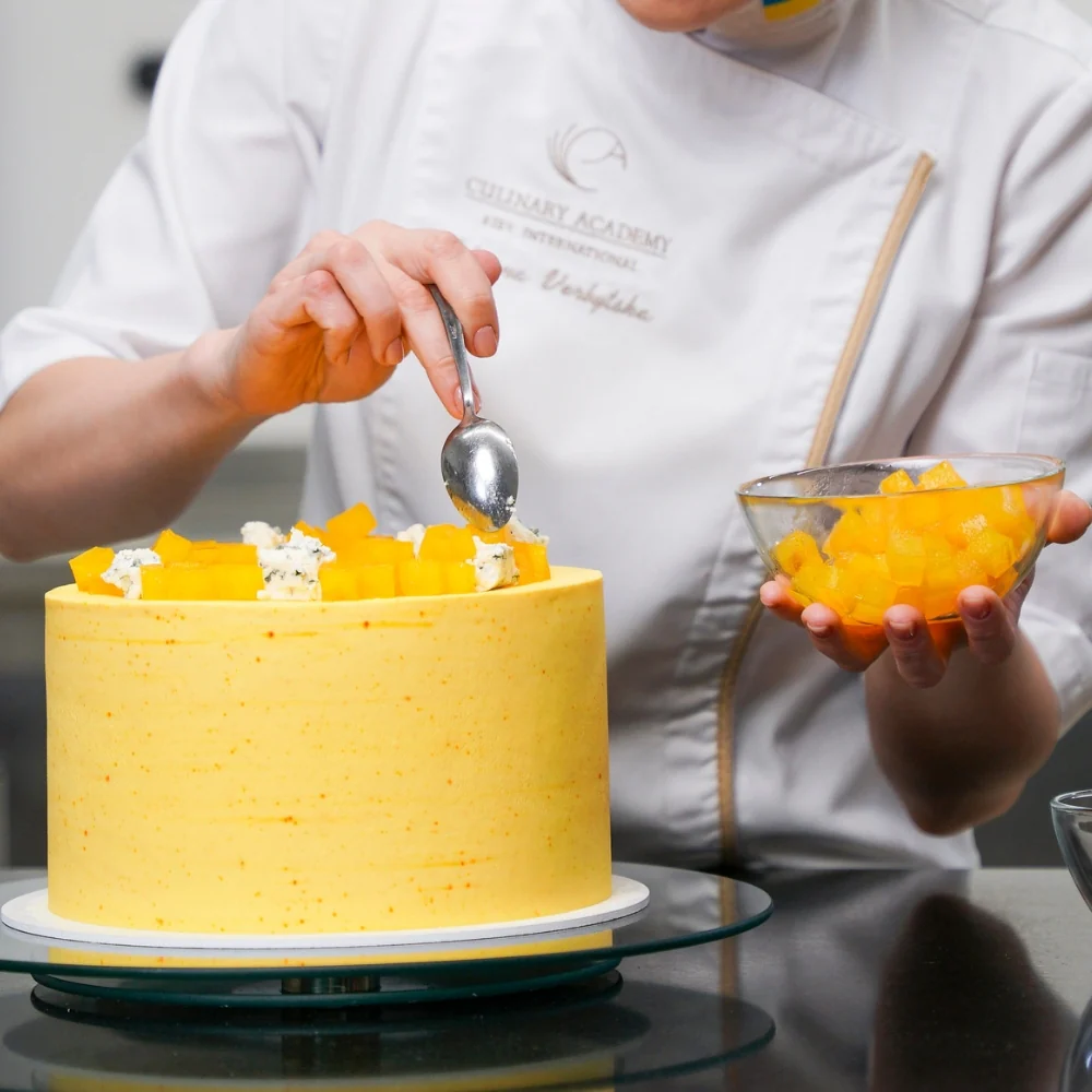 Pear, Gorgonzola and Pine Nut Honey Cake by Marusya Manko Video Class - Image 4