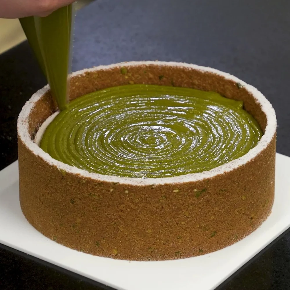 Pistachio Baked Cheesecake by Oleksandr Trofimenkov Video Class - Image 4