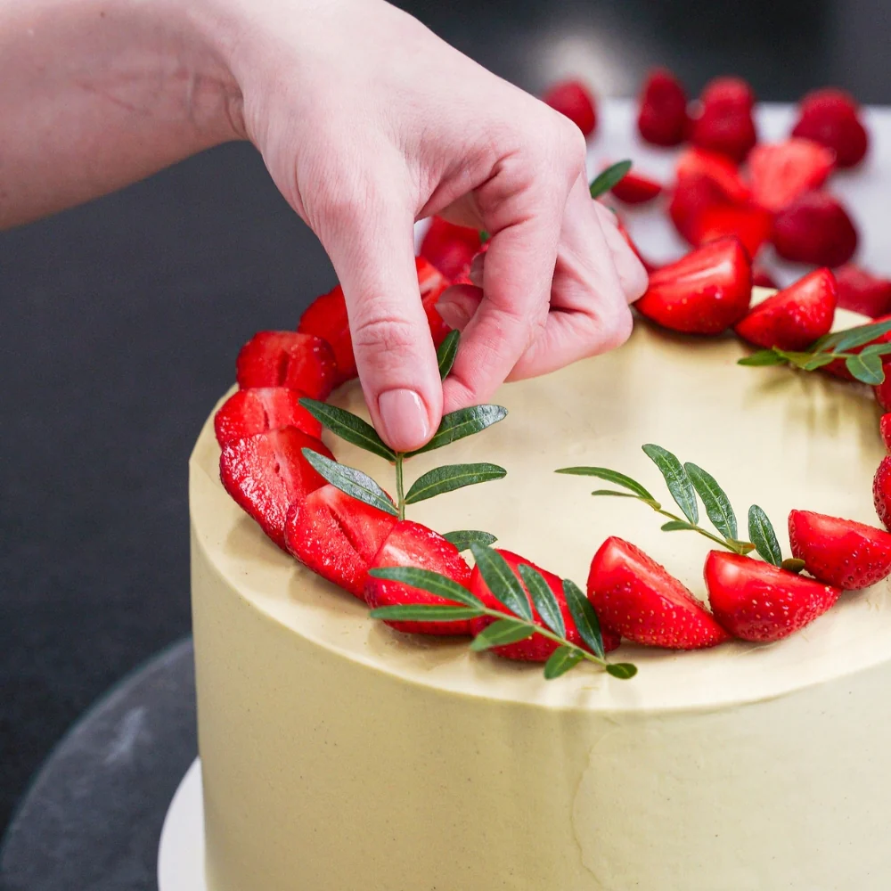 Pistachio – Camembert and Wild Strawberry Honey Cake by Marusya Manko Video Class - Image 3