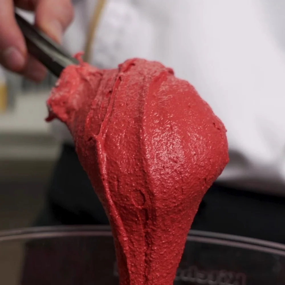 Strawberry and Poppy Seeds Macaron by Oleksandr Trofimenkov Video Class - Image 4
