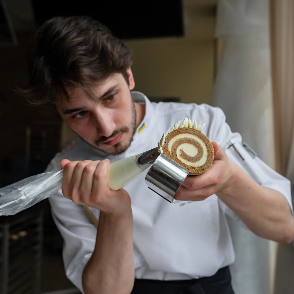 Tiramisu Cake Roll by Oleksandr Trofimenkov Video Class - Image 4